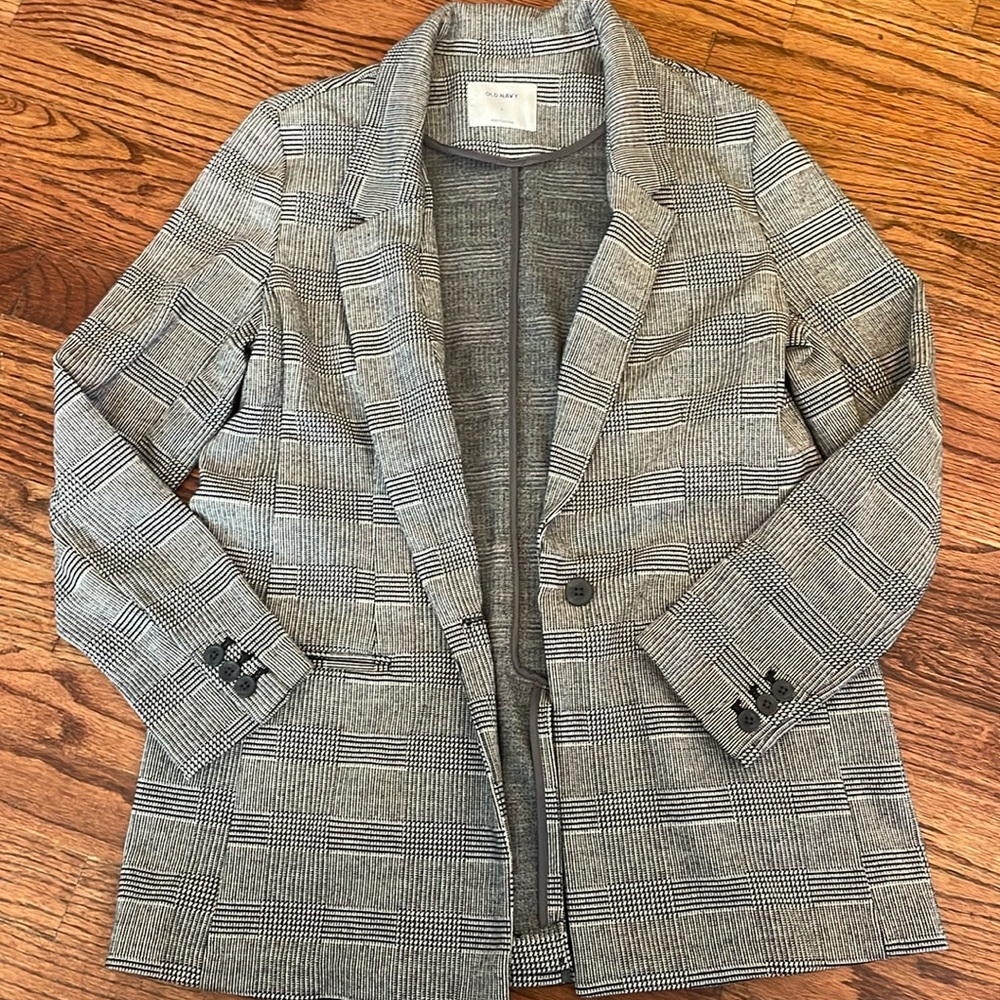 Blazer black and white